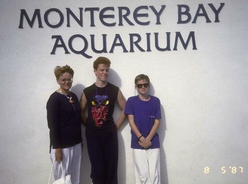 ../Images/Diana and boys Monterey 87.jpg